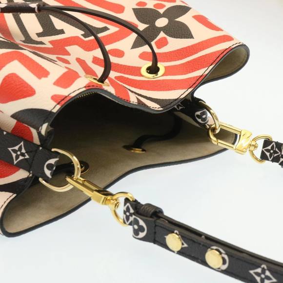 LOUIS VUITTON Monogram Giant LV Clafoutis Neo Noe Shoulder Bag Red Auth 29182A - Picture 6 of 16